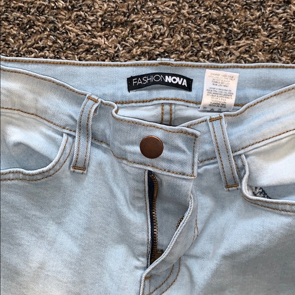FASHIONOVA light wash jeans , NEVER WORN